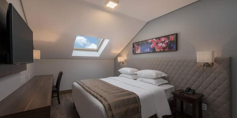 جناح جونيور, Prodigy Gramado