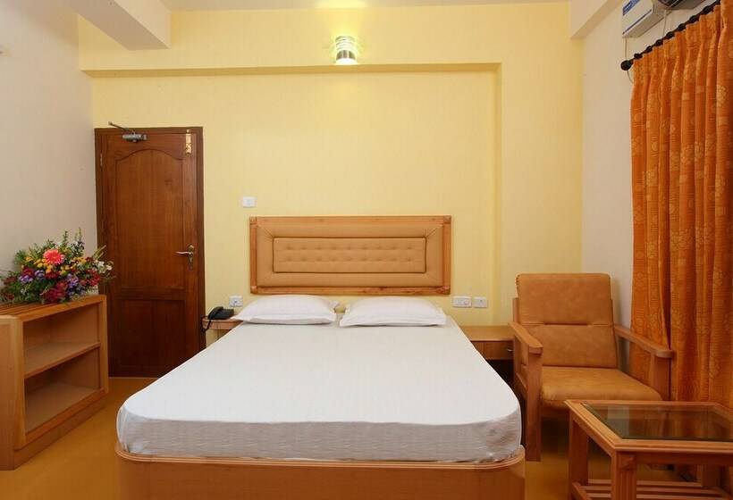 غرفة ديلوكس, Rajavalsam Guruvayur