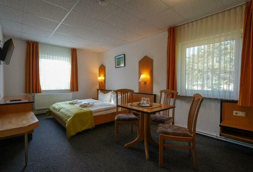 스탠다드 트리플 룸, Seeschlösschen