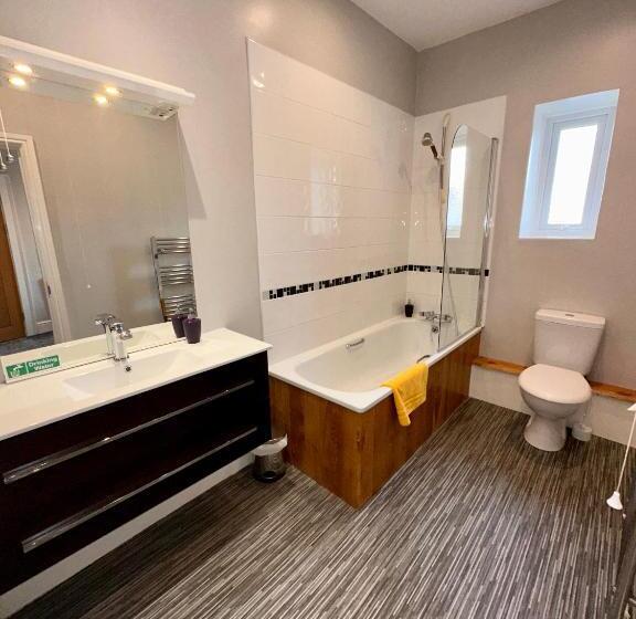 חדר בסיסי, Spilman