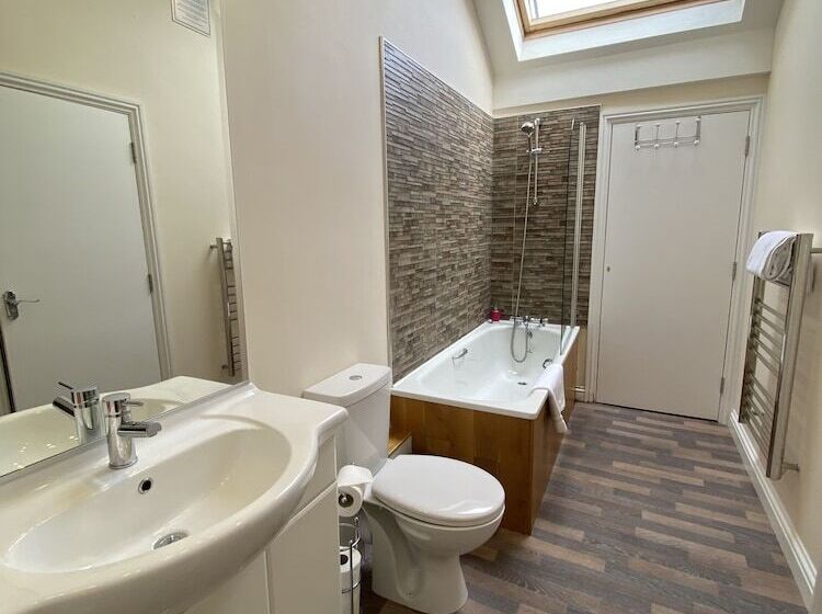 חדר אקזקיוטיב, Spilman