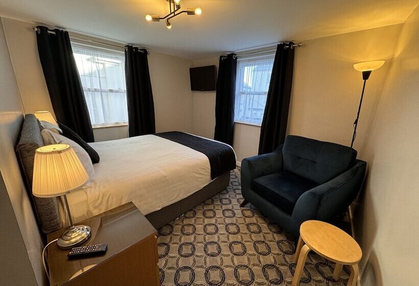 חדר אקזקיוטיב, Spilman