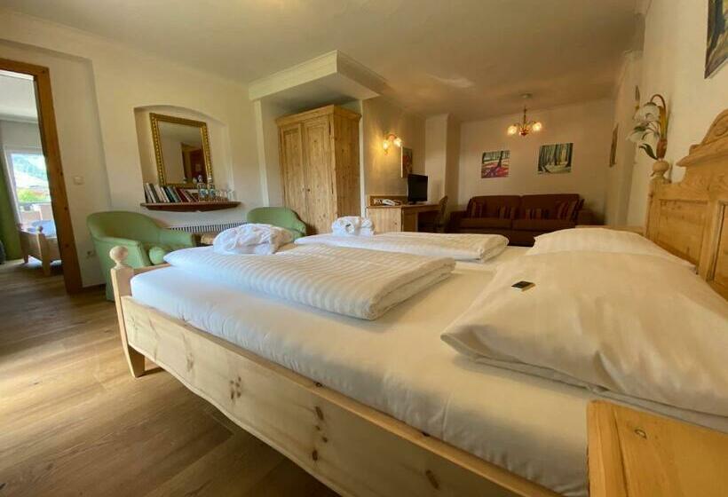 Family Suite, The Alpine Palace New Balance Luxus Resort