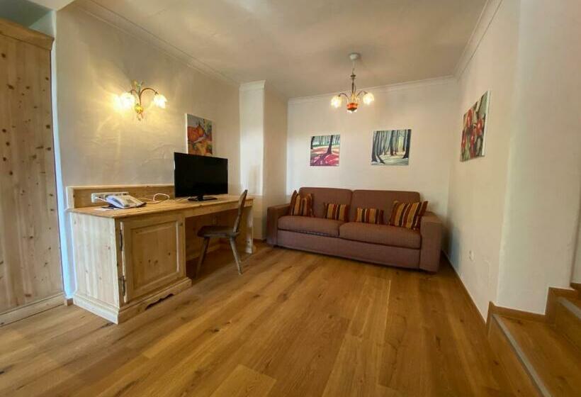 Family Suite, The Alpine Palace New Balance Luxus Resort