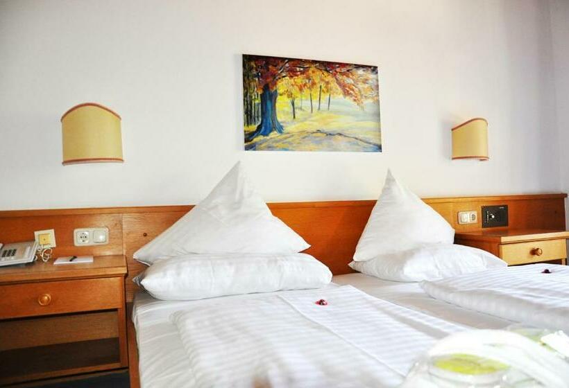 Номер Стандарт, The Alpine Palace New Balance Luxus Resort