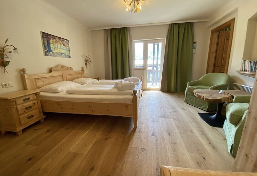 Family Suite, The Alpine Palace New Balance Luxus Resort