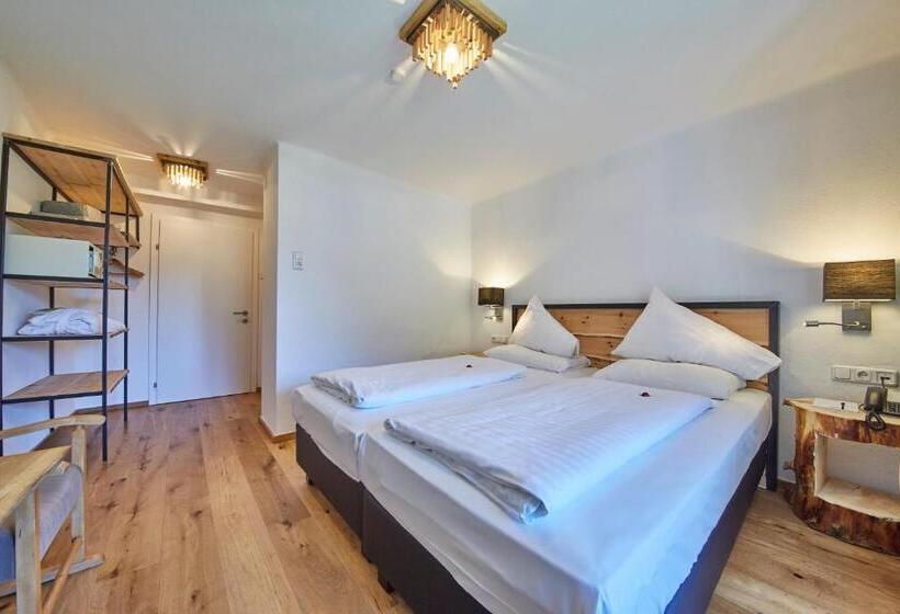 Номер Economy, The Alpine Palace New Balance Luxus Resort