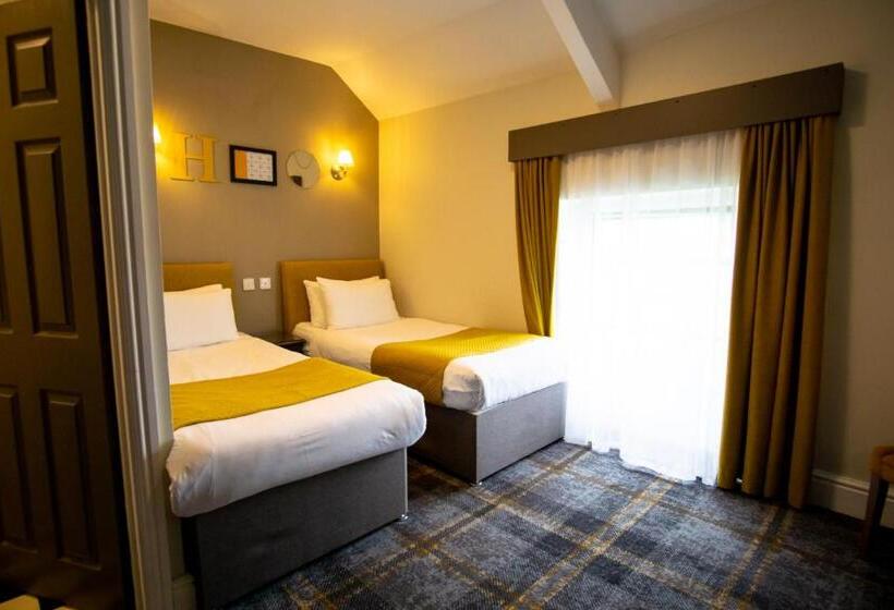 חדר אקונומי, The County