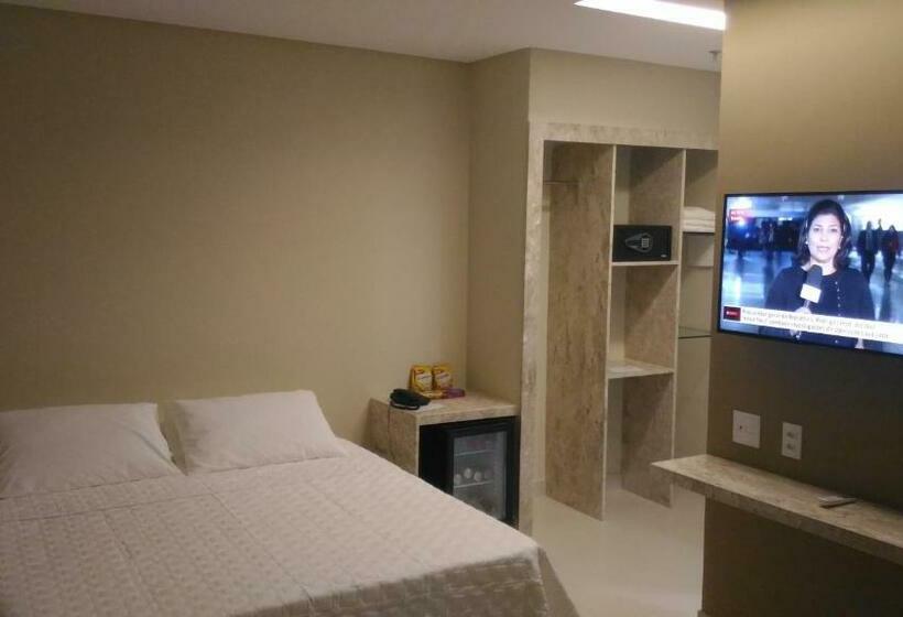 高级三人间, Uchoa Teresina