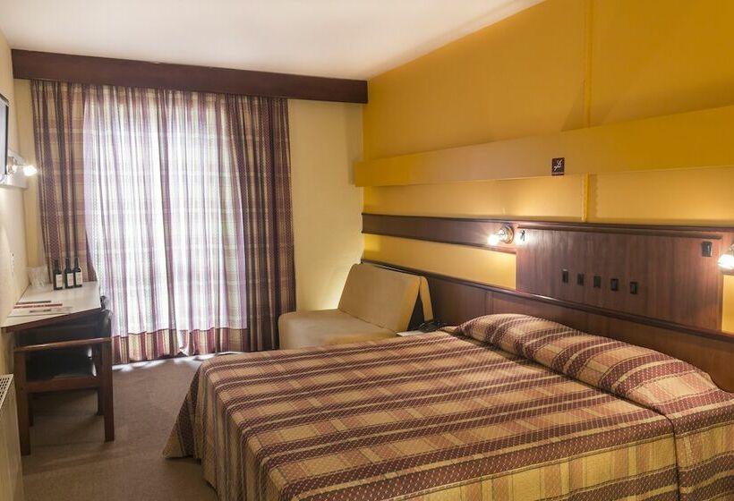 חדר סטנדרט, Tri Hotel Bento Gonçalves