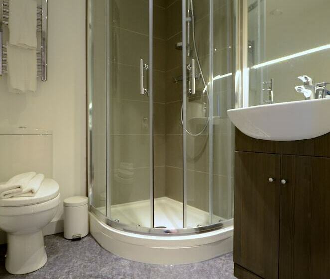 Номер Стандарт, Pelican London Hotel And Residence