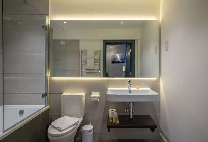 غرفة تنفيذية, Pelican London Hotel And Residence