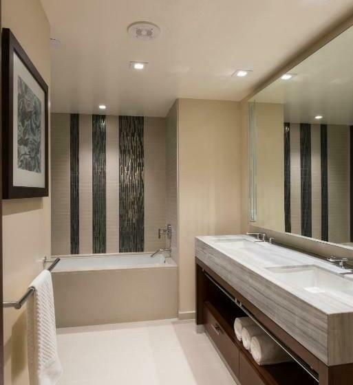 Люкс Deluxe Вид на Море, Hilton Grand Vac Club The Grand Islander Waikiki Honolulu