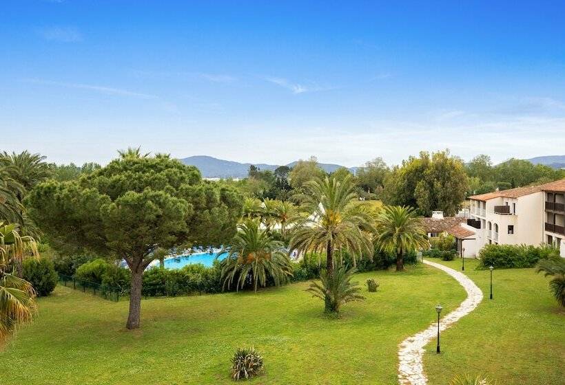 شقة غرفة واحدة, Sowell Family Port Grimaud