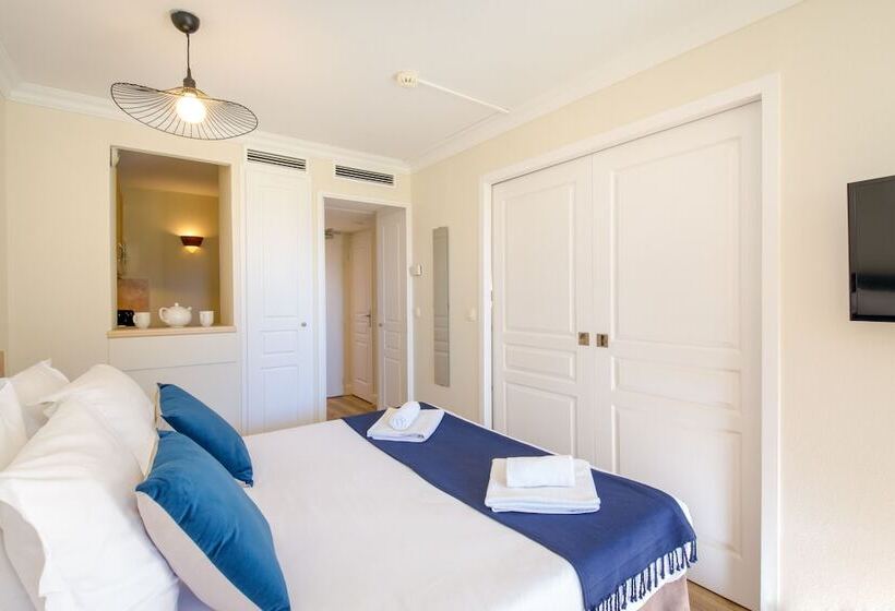 شقة غرفة واحدة, Sowell Family Port Grimaud