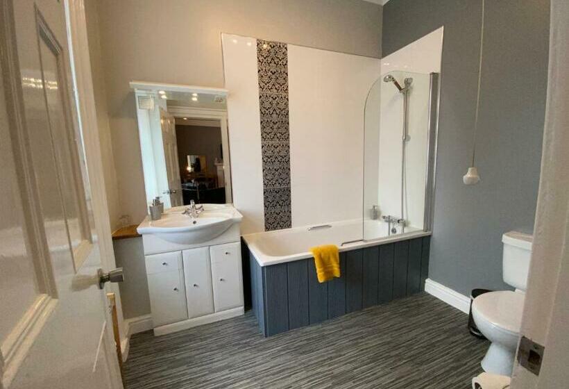 חדר אקזקיוטיב, Spilman