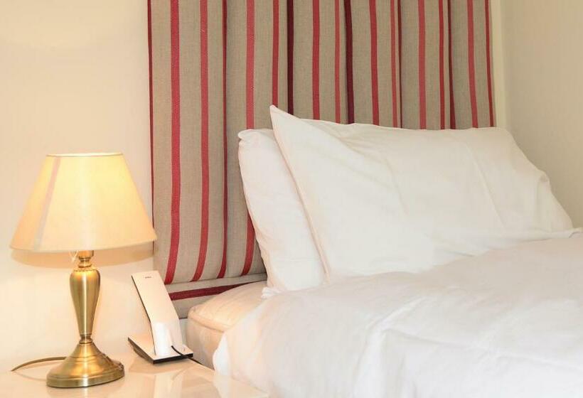 经典单人间, The Mulberry Inn