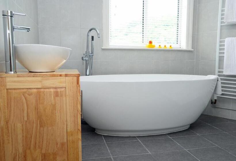 豪华园景房, The Mulberry Inn