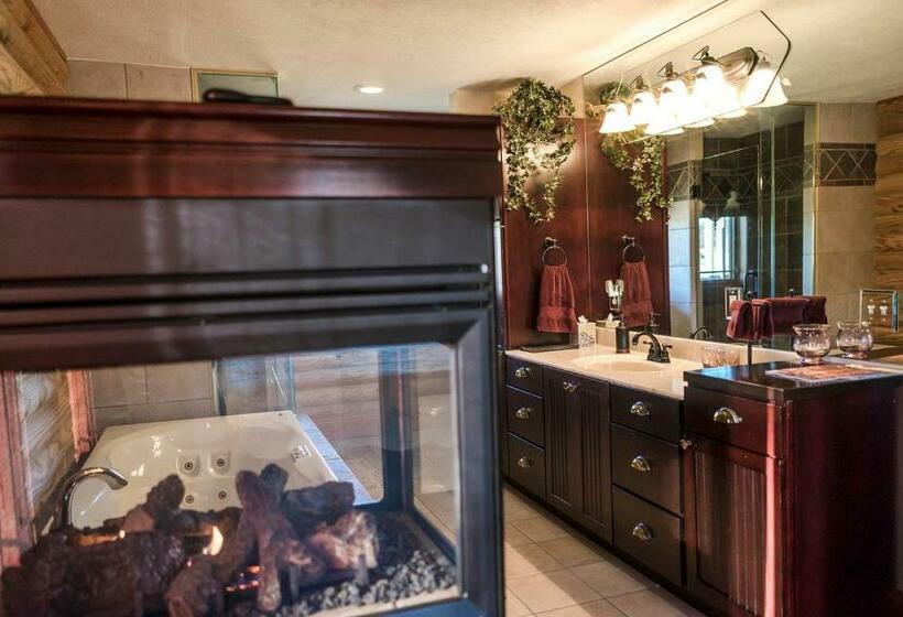 带大床的复式套间, A Breath Of Heaven B&b