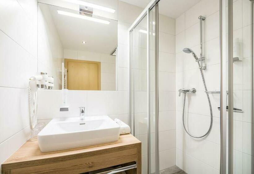 Семейный Номер, Familienhotel Botenwirt