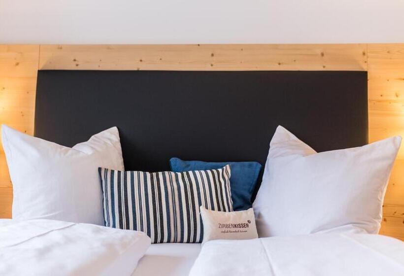 バルコニー付きスタンダードルーム, Familienhotel Botenwirt