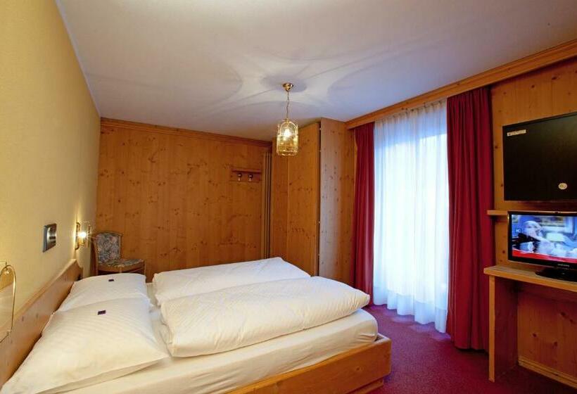 スタンダードルーム, Angelica