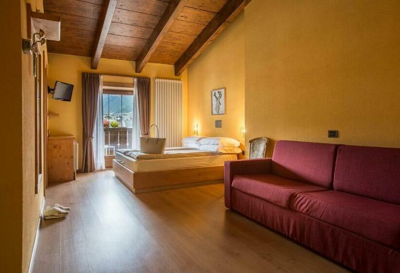 スタンダード４人部屋, Angelica