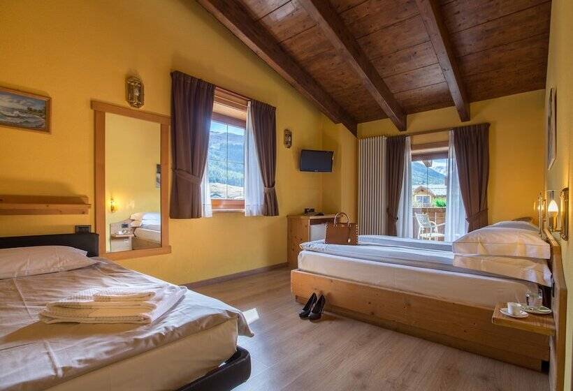 スタンダードトリプルルーム, Angelica