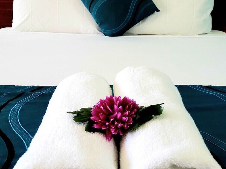 סוויטה אקזקיוטיב, Cairns City Palms