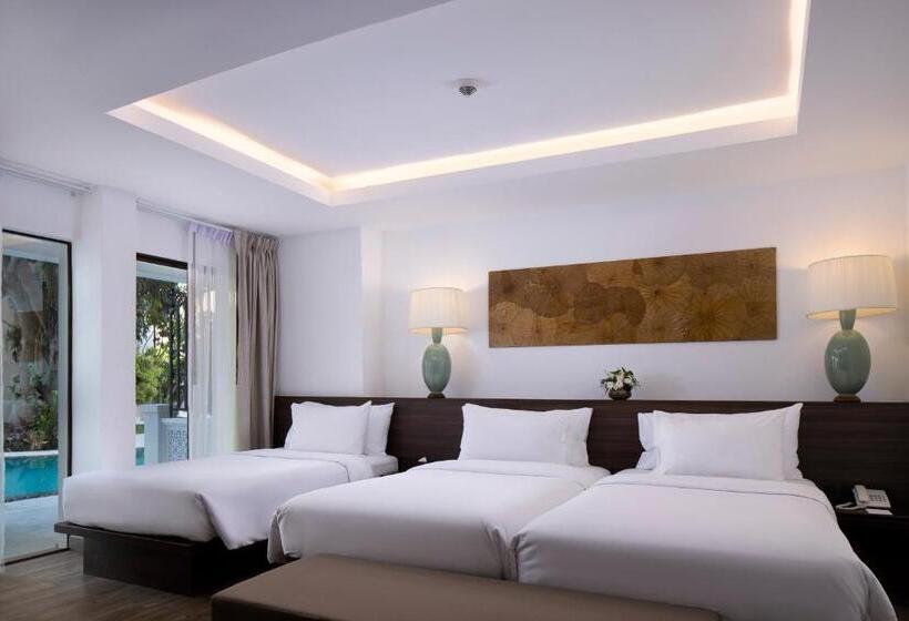 غرفة ديلوكس ثلاثية, Celes Samui