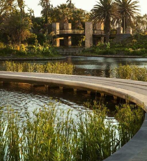 ガーデンビュースタンダードルーム, Century City Hotel Urban Square