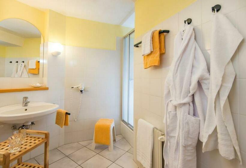 חדר קומפורט לשלושה, Das Gastein   Ganzjährig Inklusive Alpentherme Gastein & Sommersaison Inklusive Gasteiner Bergbahnen