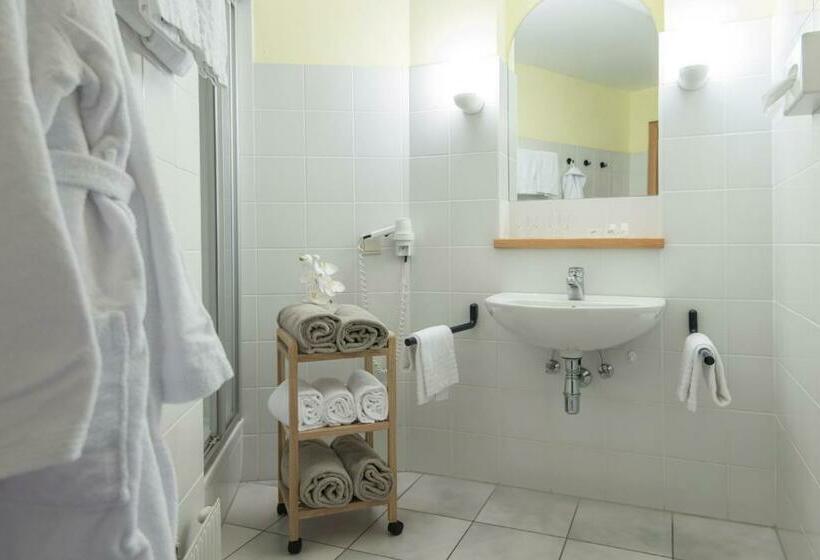 חדר קומפורט, Das Gastein   Ganzjährig Inklusive Alpentherme Gastein & Sommersaison Inklusive Gasteiner Bergbahnen