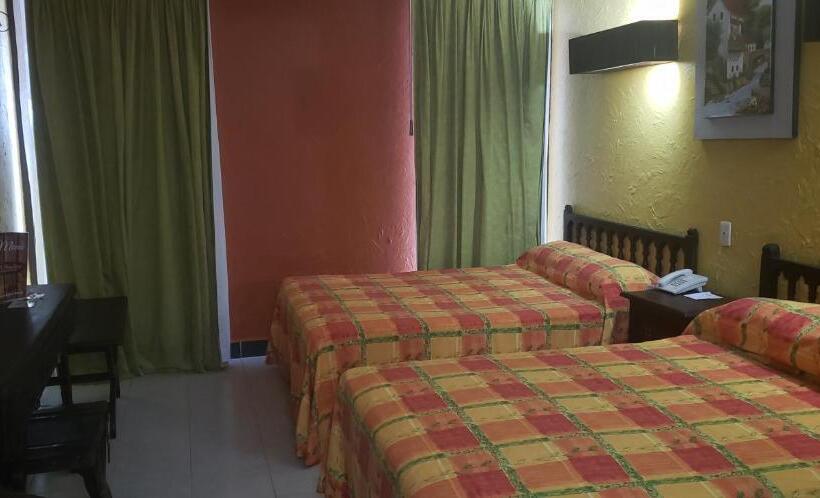 带2个双人床的标准工作室, El Rancho