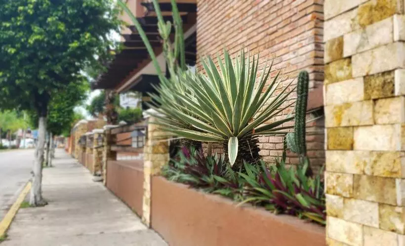 Comfort Yhden Hengen Huone, El Rancho