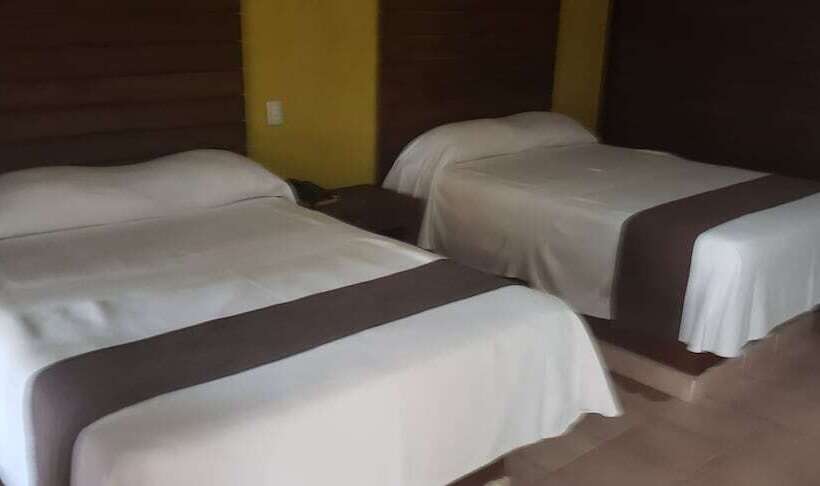 带2个双人床的标准工作室, El Rancho