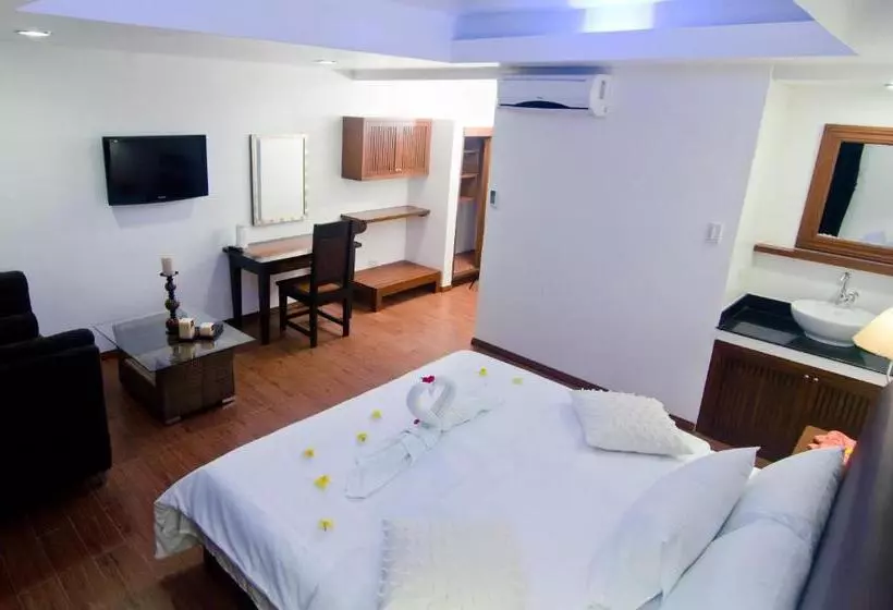 اتاق لوکس, Giulius Boracay Italian Resort