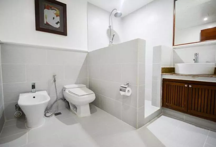 سوییت خانوادگی, Giulius Boracay Italian Resort