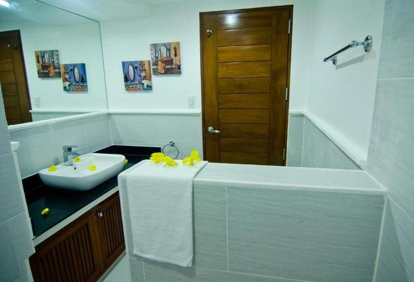 جناح عائلي, Giulius Boracay Italian Resort