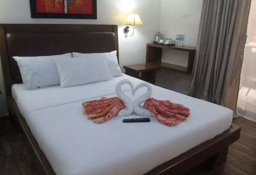 3 Bedroom Suite, Giulius Boracay Italian Resort