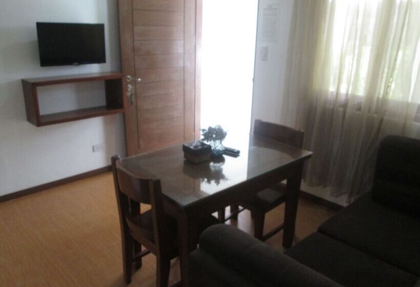 جناح عائلي, Giulius Boracay Italian Resort