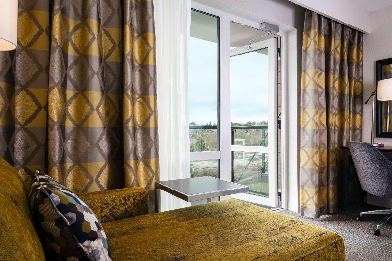 اتاق استاندارد با بالکن, Hampton Inn & Suites By Hilton Seattle/northgate