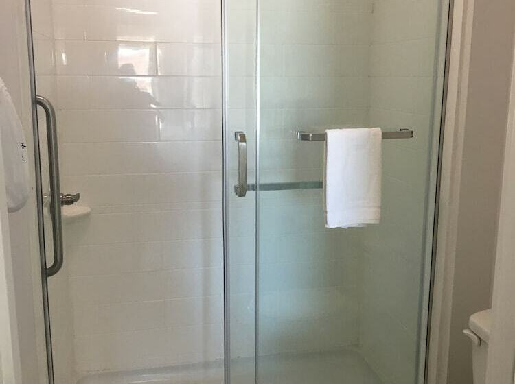 Люкс, Hampton Inn Mcpherson