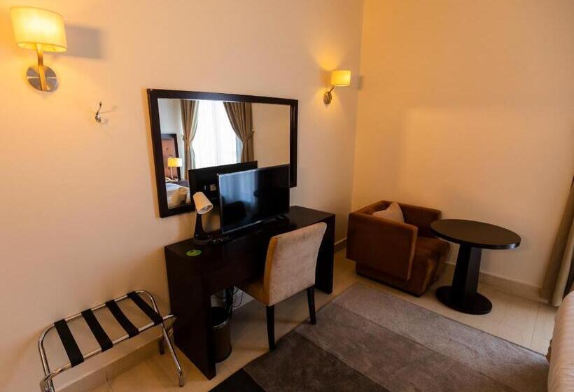 آپارتمان 1 خوابه, Imperial Suites