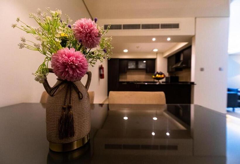 آپارتمان 2 خوابه, Imperial Suites