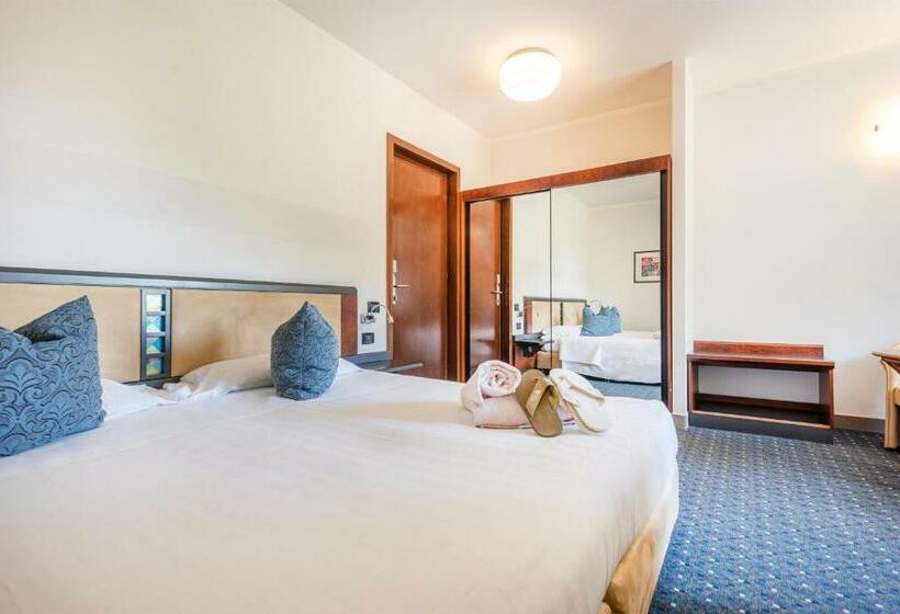 수피리어 룸, Majestic Palace