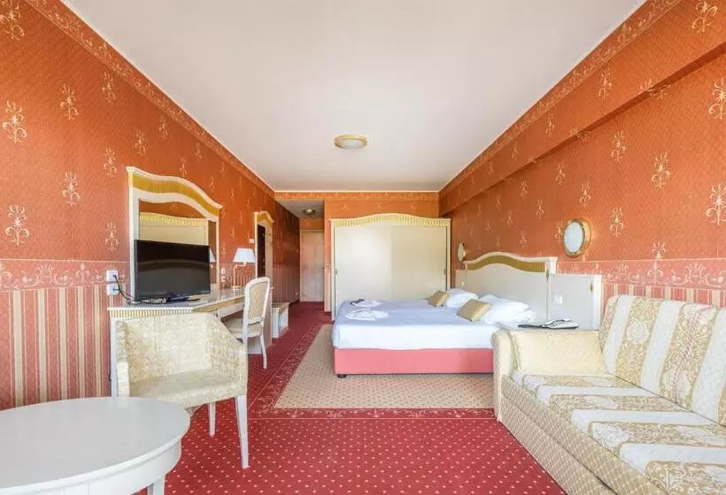 Deluxe Room Garden View