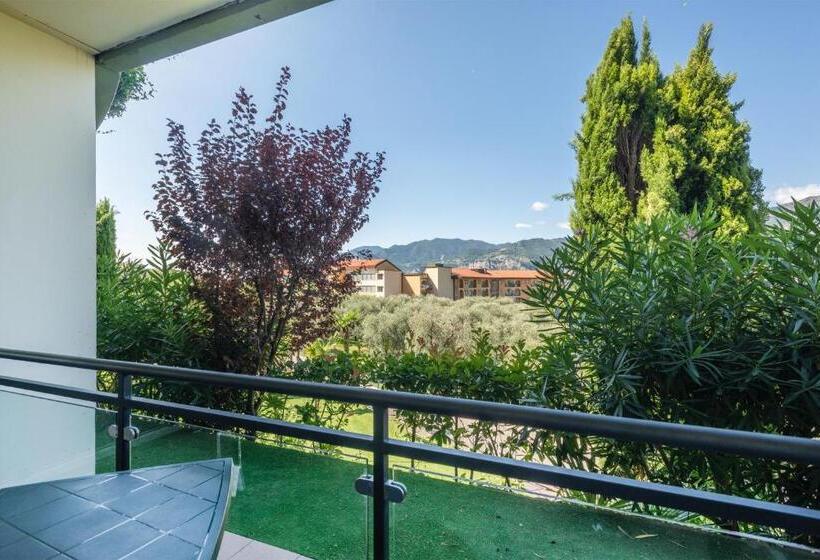 디럭스 룸 가든 전망, Majestic Palace