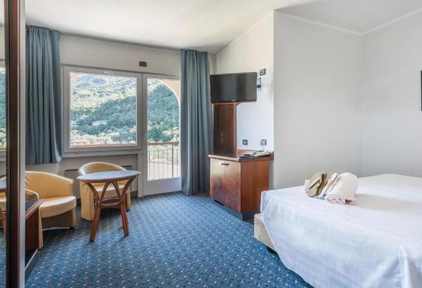 수피리어 룸, Majestic Palace