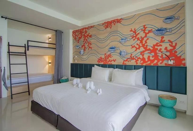 Perhehuone Merinäkymä, Norn Talay Surin Beach Phuket